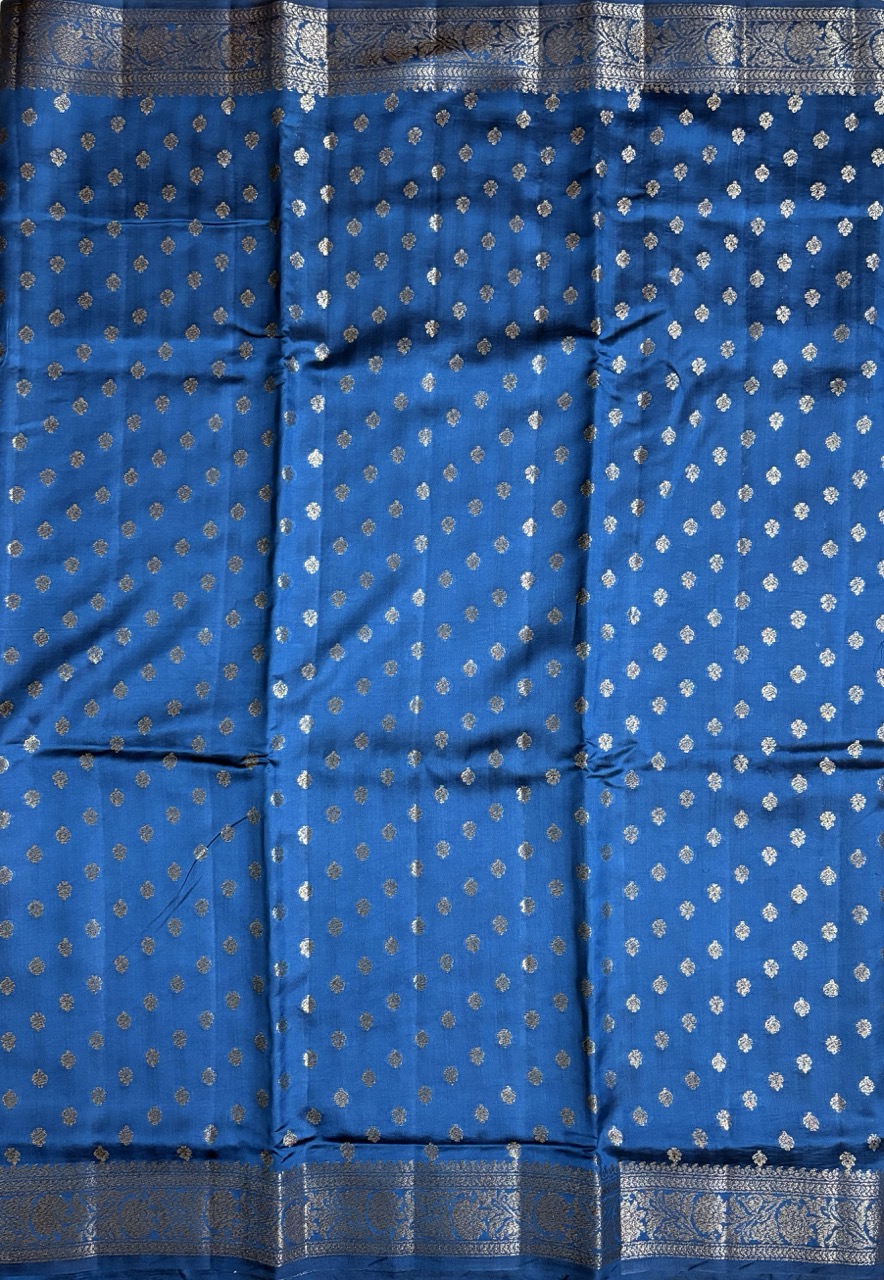 Pure Chinniya Silk Antique Zari hover