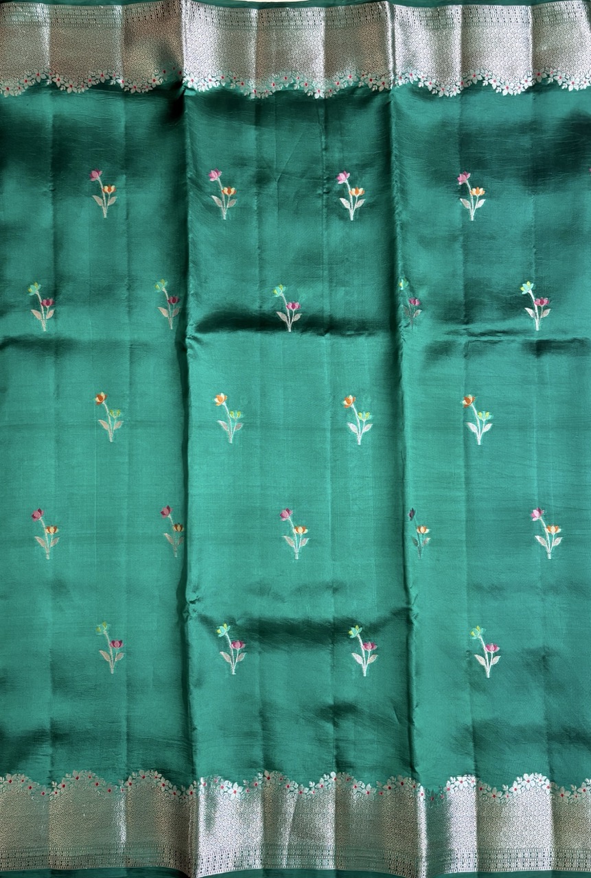 Pure Chinniya Silk Saree Cross Weave Border hover view